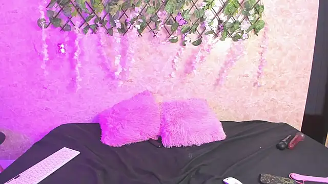 ImEmily444 online show from 10-10-25, 09:58