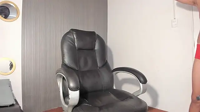 Daddy Darcks online show from 09-15-25, 07:47