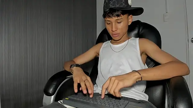 Daddy Darcks online show from 10-01-25, 08:04