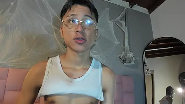 Daddy Darcks online show from 10-25-25, 07:41