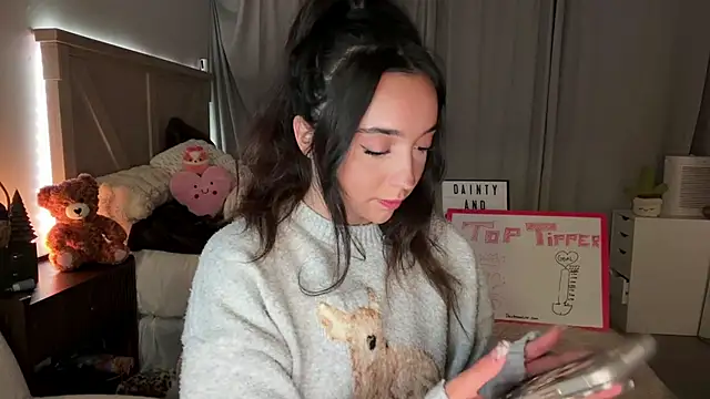 emmyfawn online show from 05-04-26, 03:13