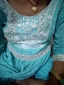 Snapshot of Grishma_Ganatra chatting on 09-24-25, 04:10 Grishma Ganatra online show from 09-24-25, 04:10