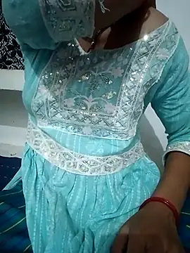 Snapshot of Grishma_Ganatra chatting on 11-14-25, 04:06 Grishma Ganatra online show from 11-14-25, 04:06