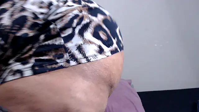 GrandBustyMelon online show from 05-06-26, 06:02