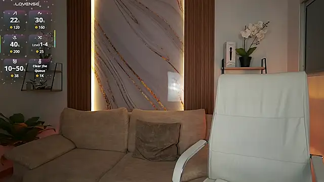 MilaCrave online show from 11-07-25, 11:43