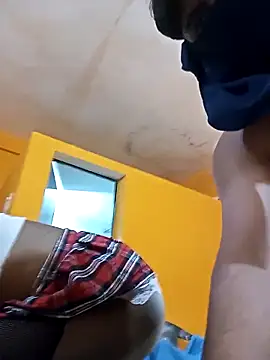 PleasantPassenger9 online show from 11-17-25, 08:42