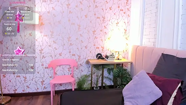 halleylorens online show from 05-09-26, 07:08