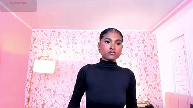 halleylorens online show from 06-23-26, 07:01