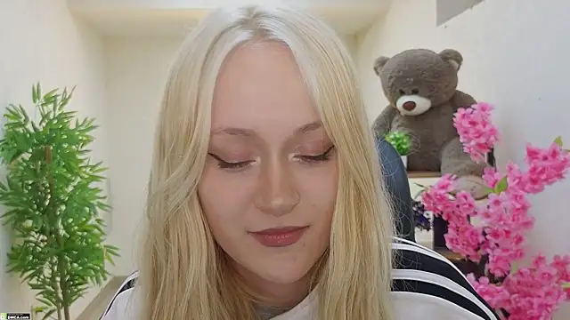 HeyMonkey  online show from 04-03-26, 12:14