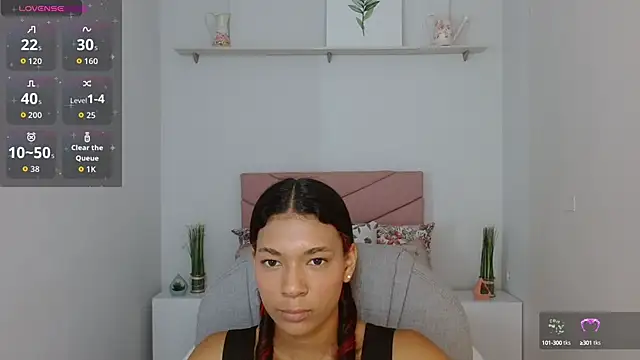 SarayVega  online show from 10-09-25, 07:12