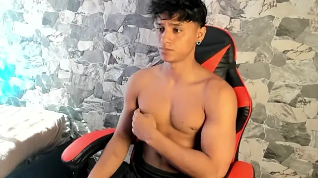 ZYZZ1312 online show from 05-06-26, 07:08