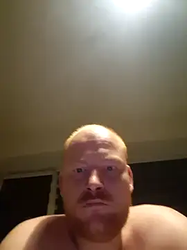 Snapshot of svenni2525 chatting on 10-08-25, 06:05 svenni2525 online show from 10-08-25, 06:05