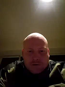 Snapshot of svenni2525 chatting on 10-23-25, 11:14 svenni2525 online show from 10-23-25, 11:14