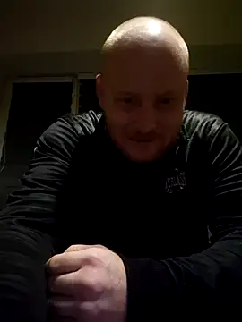 Snapshot of svenni2525 chatting on 10-31-25, 07:04 svenni2525 online show from 10-31-25, 07:04