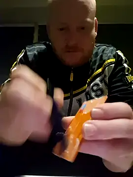 Snapshot of svenni2525 chatting on 11-03-25, 09:59 svenni2525 online show from 11-03-25, 09:59