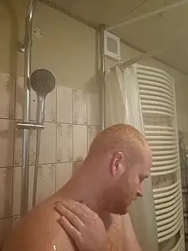 Snapshot of svenni2525 chatting on 11-06-25, 07:31 svenni2525 online show from 11-06-25, 07:31