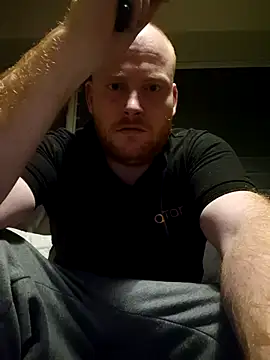 Snapshot of svenni2525 chatting on 11-08-25, 12:22 svenni2525 online show from 11-08-25, 12:22