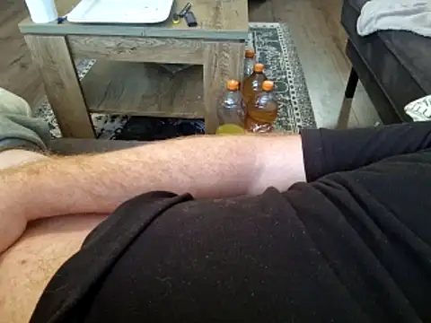 Snapshot of svenni2525 chatting on 11-09-25, 01:20 svenni2525 online show from 11-09-25, 01:20