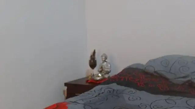 Snapshot of naiaratobon__ chatting on 02-14-26, 06:43 naiaratobon online show from 02-14-26, 06:43