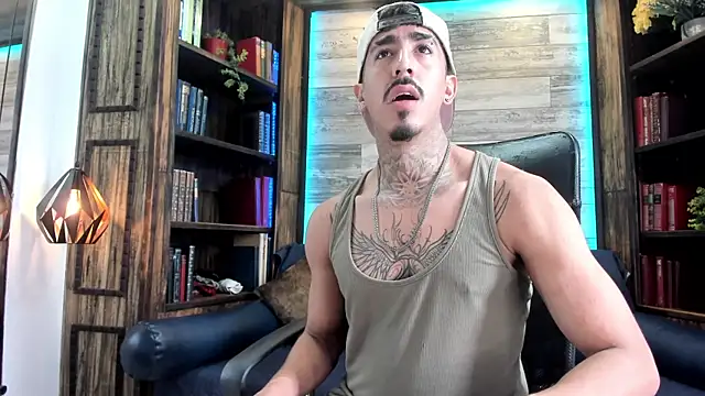 Snapshot of Donovan_Desmond chatting on 10-24-25, 07:43 Donovan Desmond online show from 10-24-25, 07:43