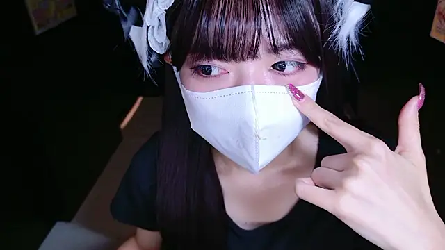 Azusa DoMybest online show from 11-18-25, 04:06