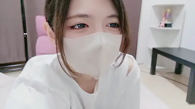Azusa DoMybest online show from 05-29-26, 06:33