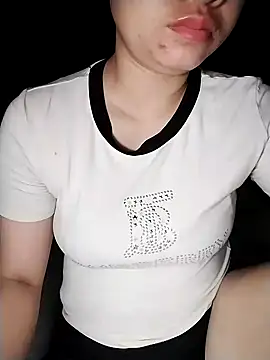 Mie rose online show from 04-29-26, 11:22