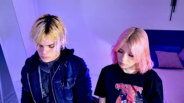 Bonnie And C1yde online show from 11-08-25, 05:12