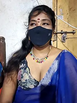 Snapshot of srav43 chatting on 10-17-25, 04:42 srav43 online show from 10-17-25, 04:42