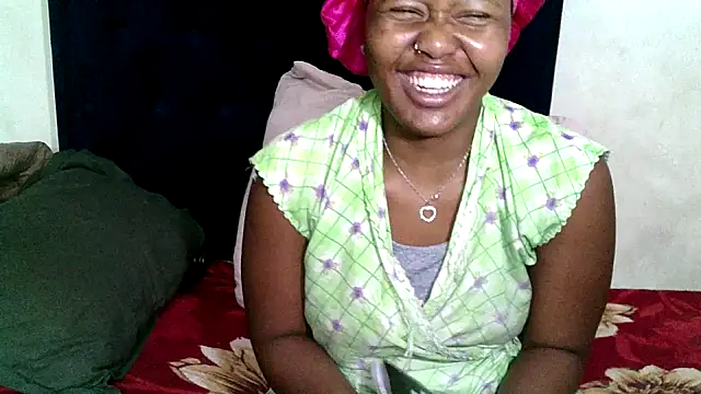 BUNNYCHOWX28 online show from 01-09-26, 05:04