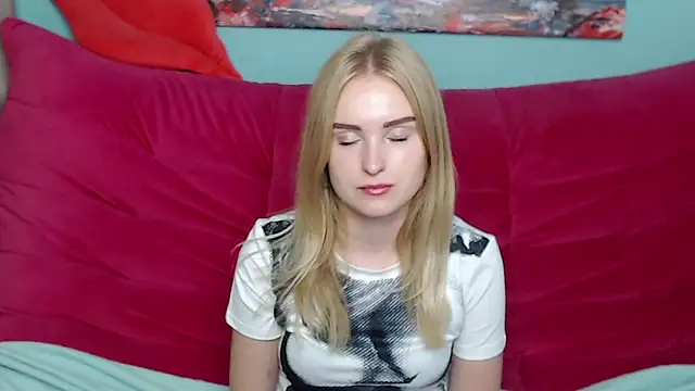 SofySofty online show from 10-17-25, 04:48