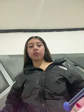 Snapshot of Sara-cooper2 chatting on 02-18-26, 02:40 Sara-cooper2 online show from 02-18-26, 02:40