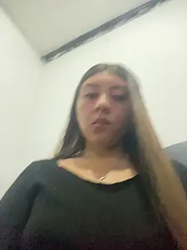 Snapshot of Sara-cooper2 chatting on 02-22-26, 10:41 Sara-cooper2 online show from 02-22-26, 10:41