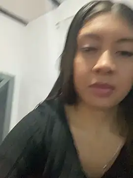 Snapshot of Sara-cooper2 chatting on 03-11-26, 04:35 Sara-cooper2 online show from 03-11-26, 04:35