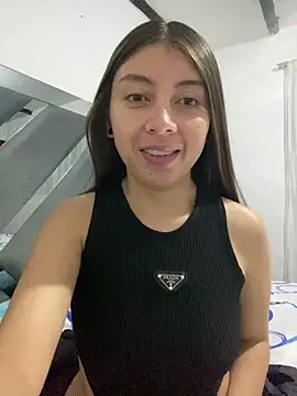 Snapshot of Sara-cooper2 chatting on 05-05-26, 12:35 Sara-cooper2 online show from 05-05-26, 12:35