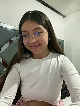Sara-cooper2 online show from 06-10-26, 02:38