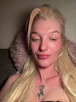 lovecassyrose online show from 02-16-26, 09:33