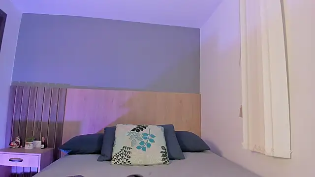  Ashly 77 online show from 09-24-25, 07:28