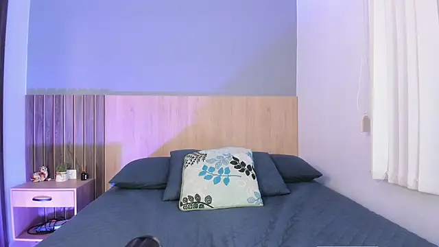  Ashly 77 online show from 10-03-25, 07:33