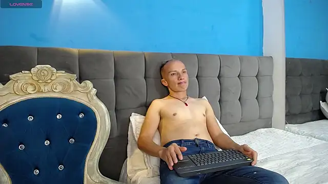 DaddyPoweer online show from 10-28-25, 08:00