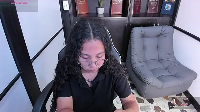 Noahsmitth  online show from 09-26-25, 05:11