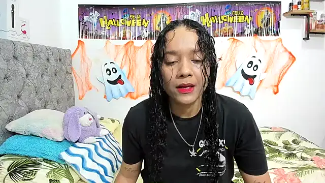 nay and aleja1 online show from 10-25-25, 02:41