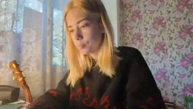 Witching Moon online show from 09-25-25, 07:23