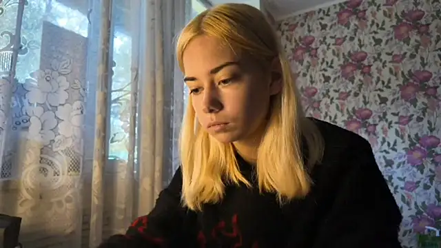 Witching Moon online show from 09-29-25, 06:18