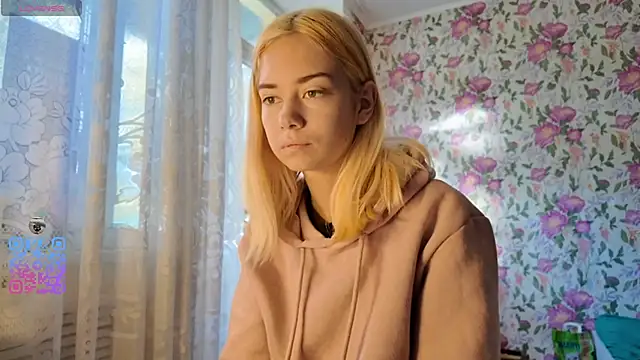 Witching Moon online show from 10-01-25, 05:35