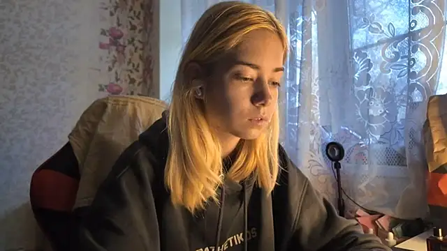 Witching Moon online show from 10-17-25, 07:11