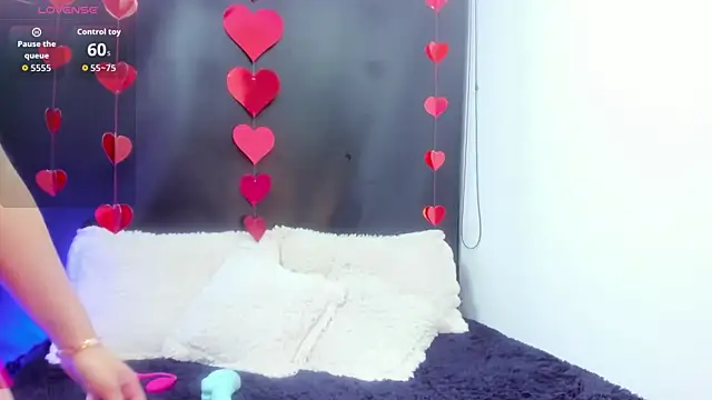 Lila Cox online show from 09-29-25, 11:04