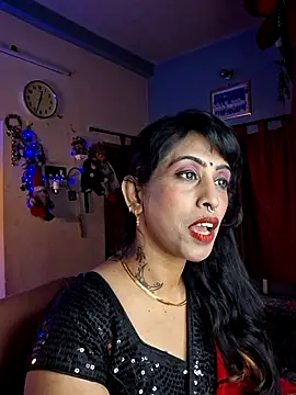 Love Beauty01 online show from 05-11-26, 06:38
