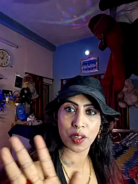 Love Beauty01 online show from 06-26-26, 06:56