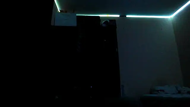 AlphaMasterXxx online show from 10-27-25, 03:43